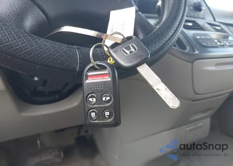 2006 Honda Odyssey Ex from USA, damaged, VIN 5FNRL38446B041605